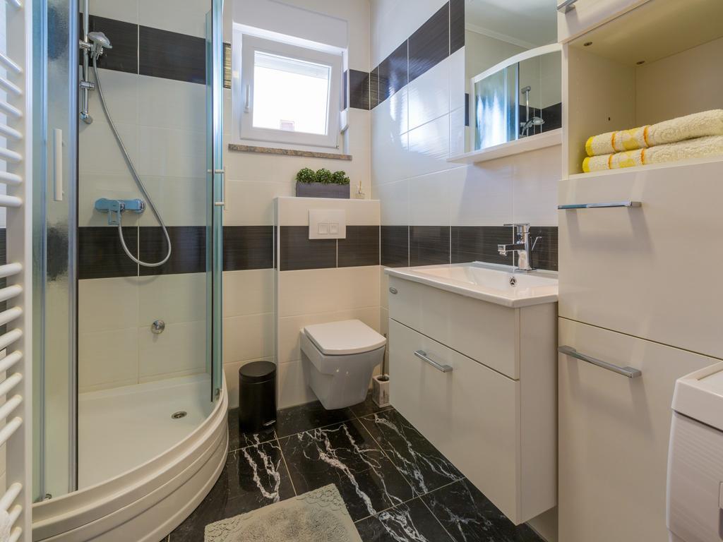 Apartments Livaja Цриквеница Экстерьер фото