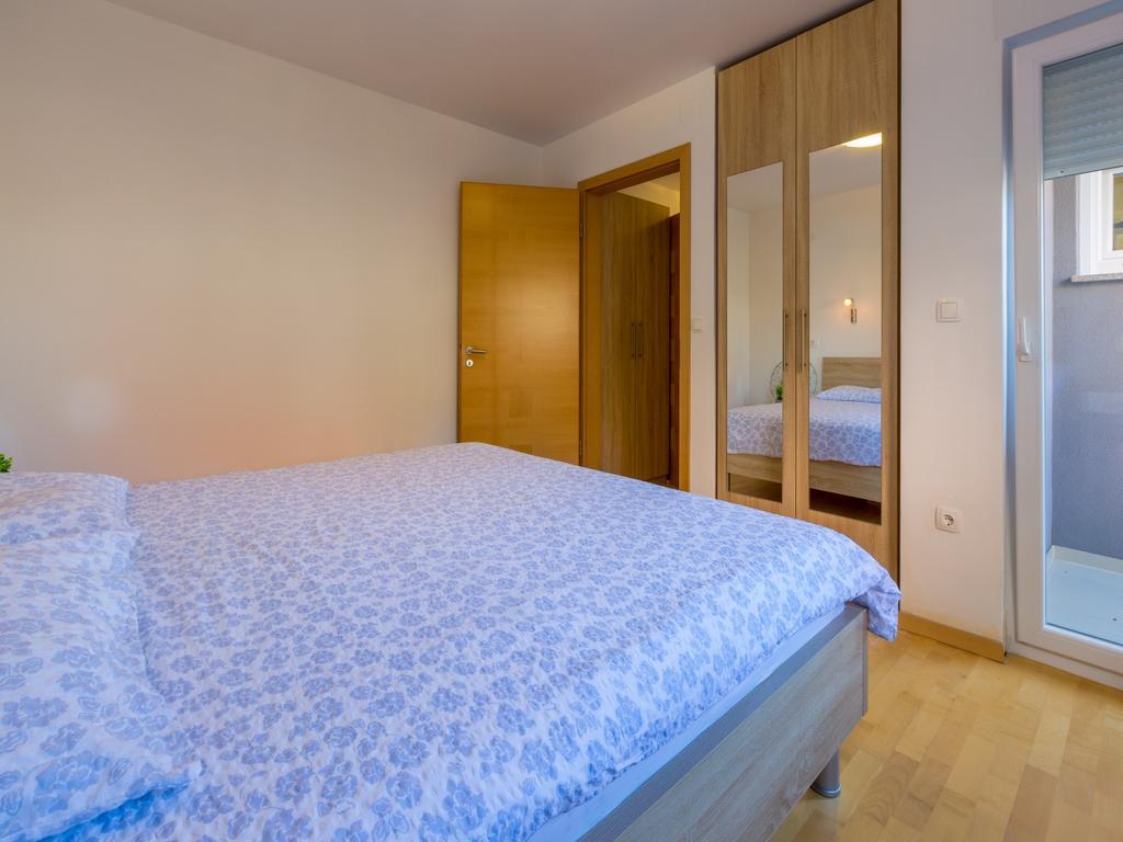 Apartments Livaja Цриквеница Экстерьер фото